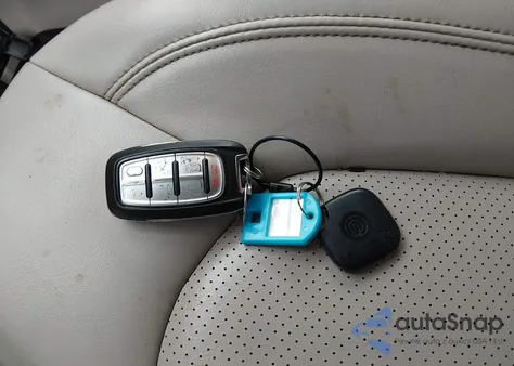 2021 Chrysler Voyager Lxi из США, поврежденный, VIN 2C4RC1DGXMR566383